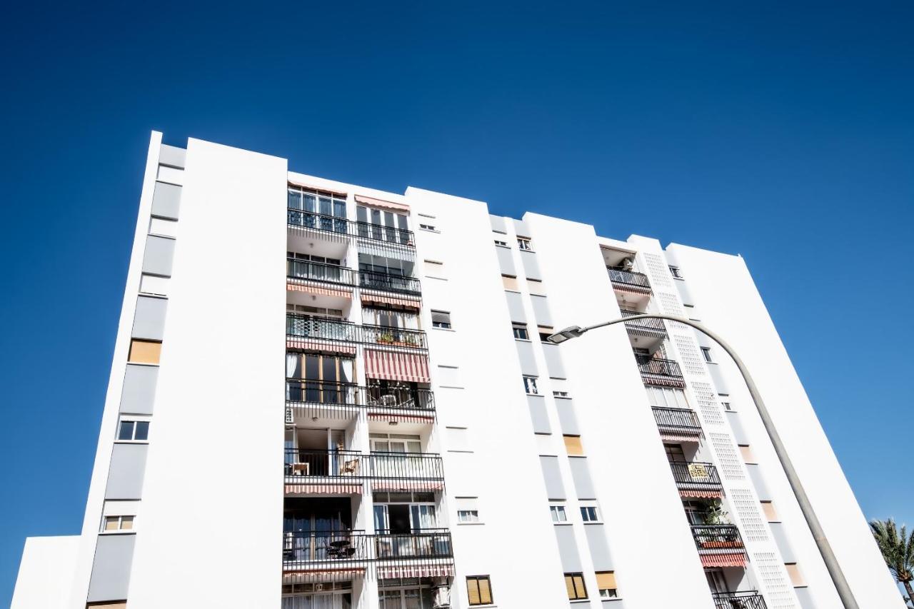 Lola Playa Puerto Marina Apartment Беналмадена Екстериор снимка