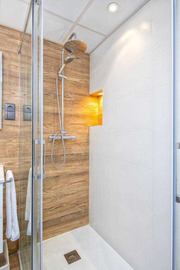 Lola Playa Puerto Marina Apartment Беналмадена Екстериор снимка