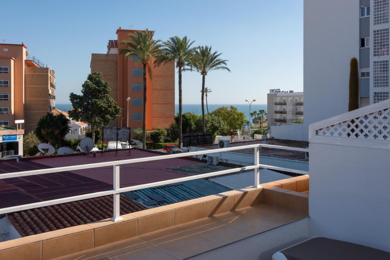 Lola Playa Puerto Marina Apartment Беналмадена Екстериор снимка