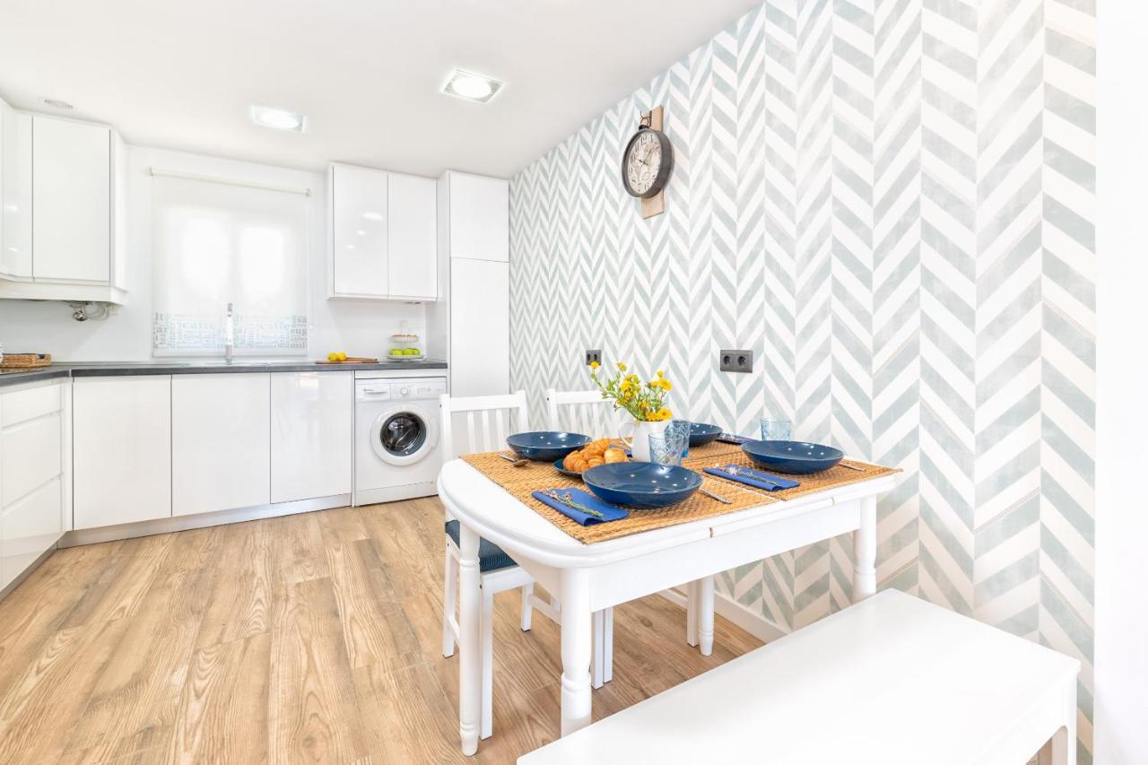 Lola Playa Puerto Marina Apartment Беналмадена Екстериор снимка